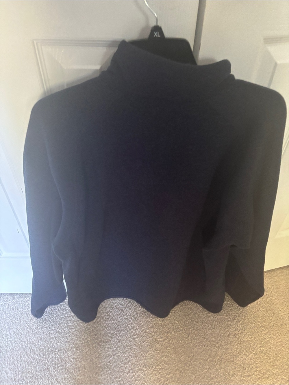 Patagonia xl quarter zip - Picture 3 of 3